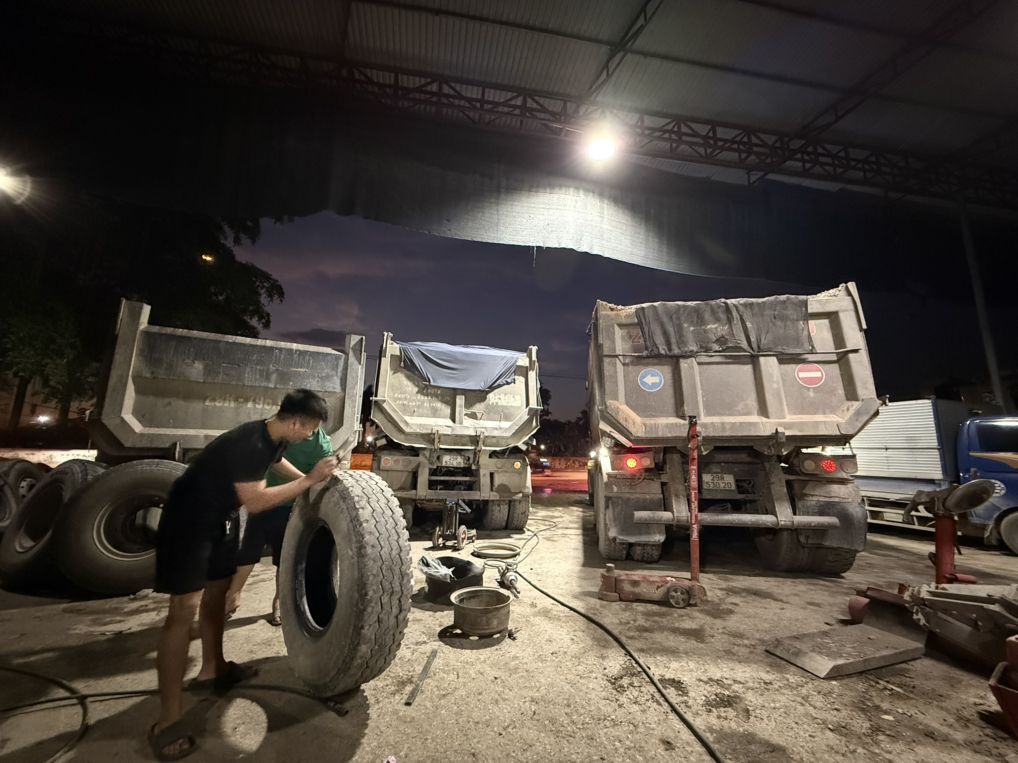 Phục vụ khách hàng tận tâm toàn thời gian mọi thời tiết